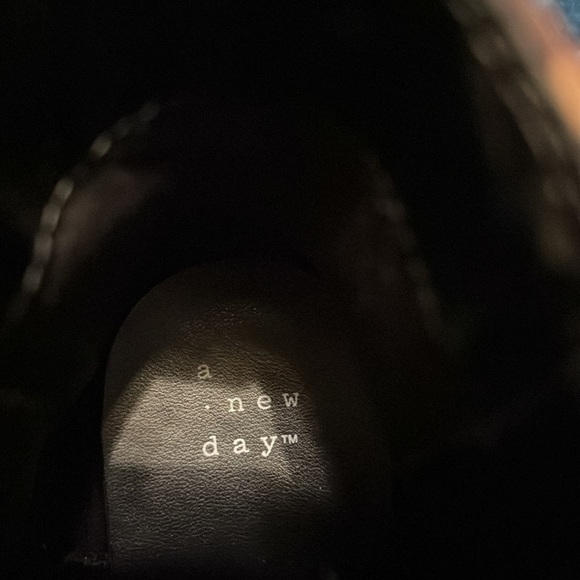 Cheetah Print Boots by “A New Day”. - Picture 13 of 13